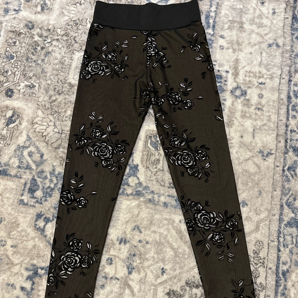 Floral Glitzy Black Leggings